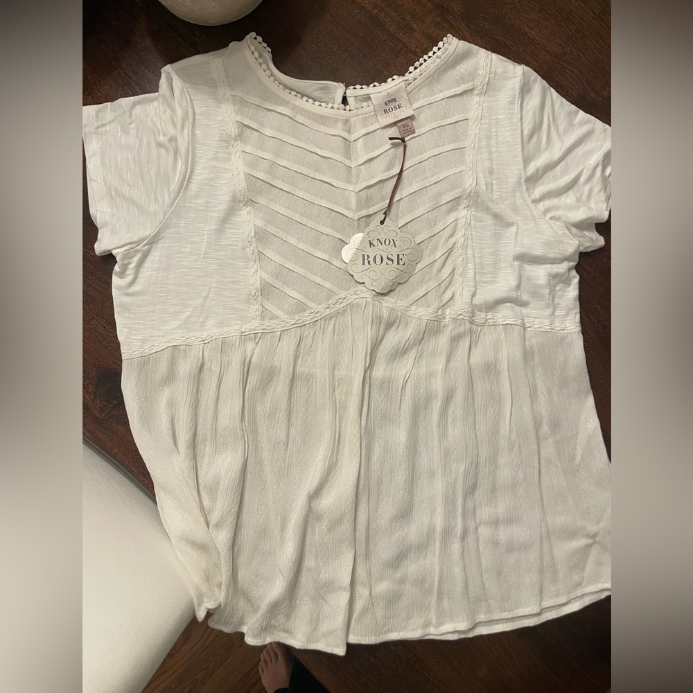 Know Rose short sleeve babydoll style top